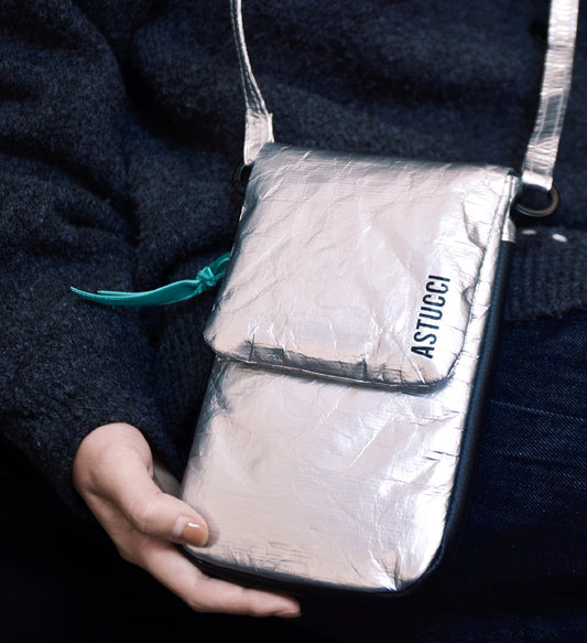 METALLIC POUCH BAG 3