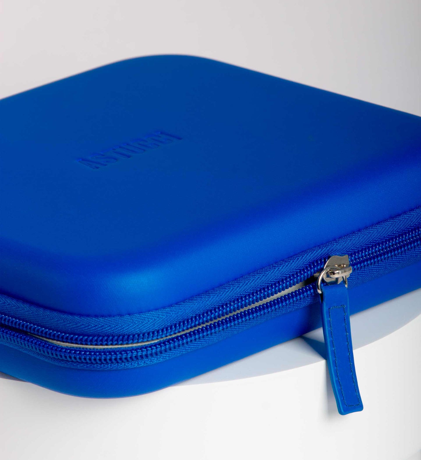 3 SLOTS TRAVEL CASE