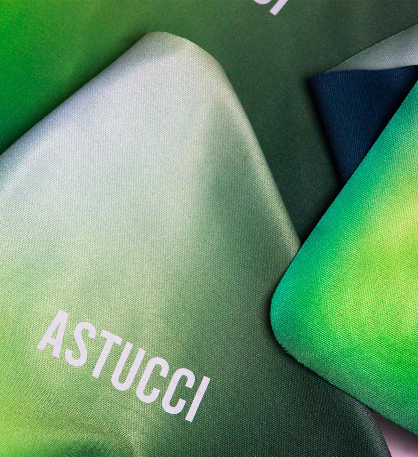 Accessories for optical world | Cleaning Cloth | Sustainable Packaging design | Eco-Friendly Eyeglasses case | Workmanship | ASTUCCI