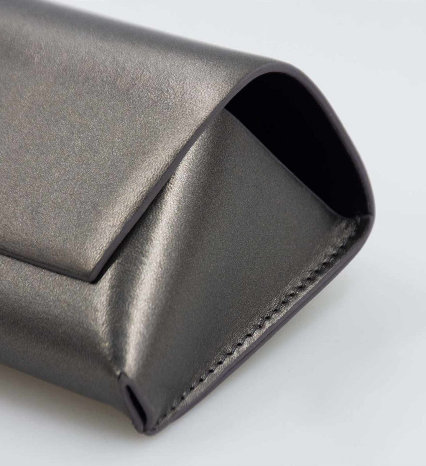 Packaging design | Classic Eyeglasses case | Workmanship | ASTUCCI