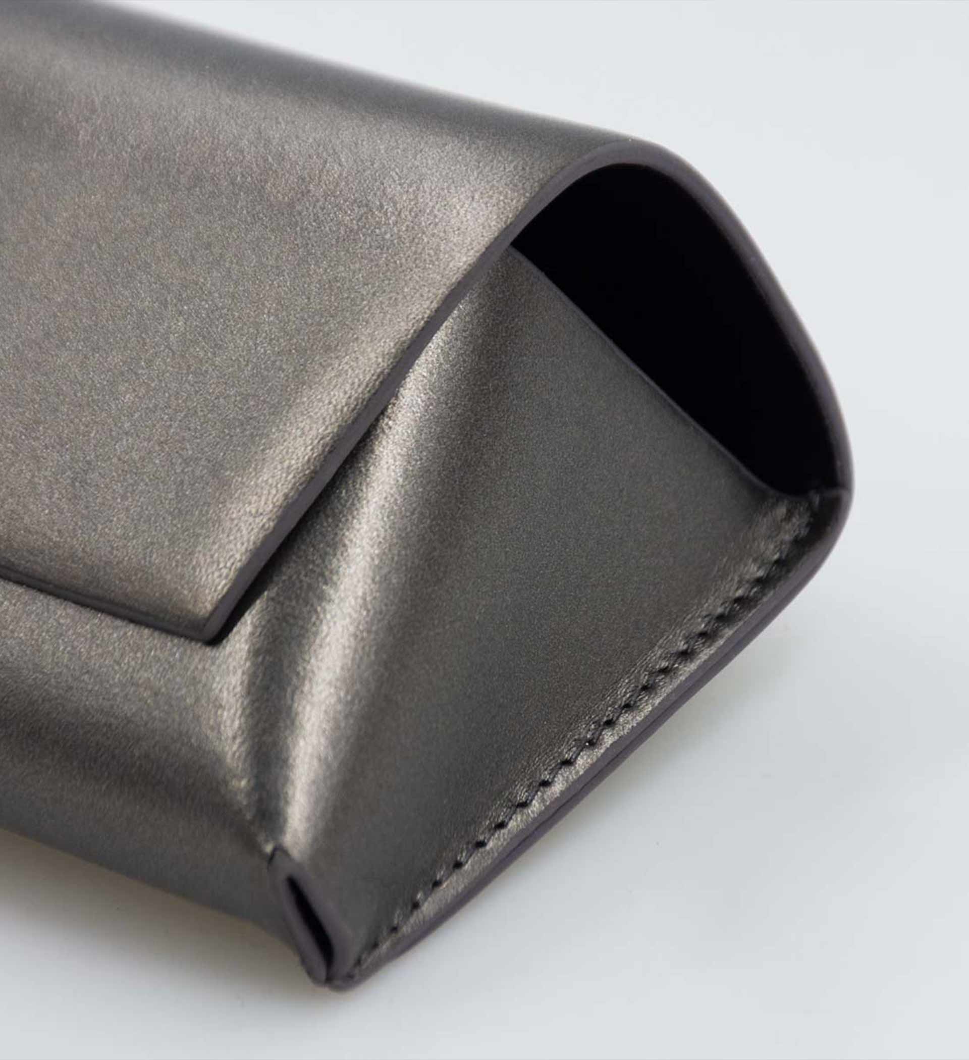 Packaging design | Classic Eyeglasses case | Workmanship | ASTUCCI