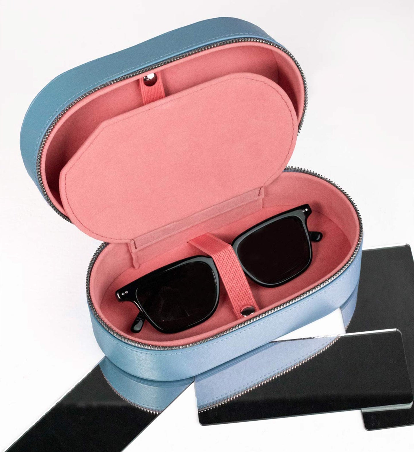Accessories for optical world | Packaging design | Eyeglasses case | Workmanship | ASTUCCI