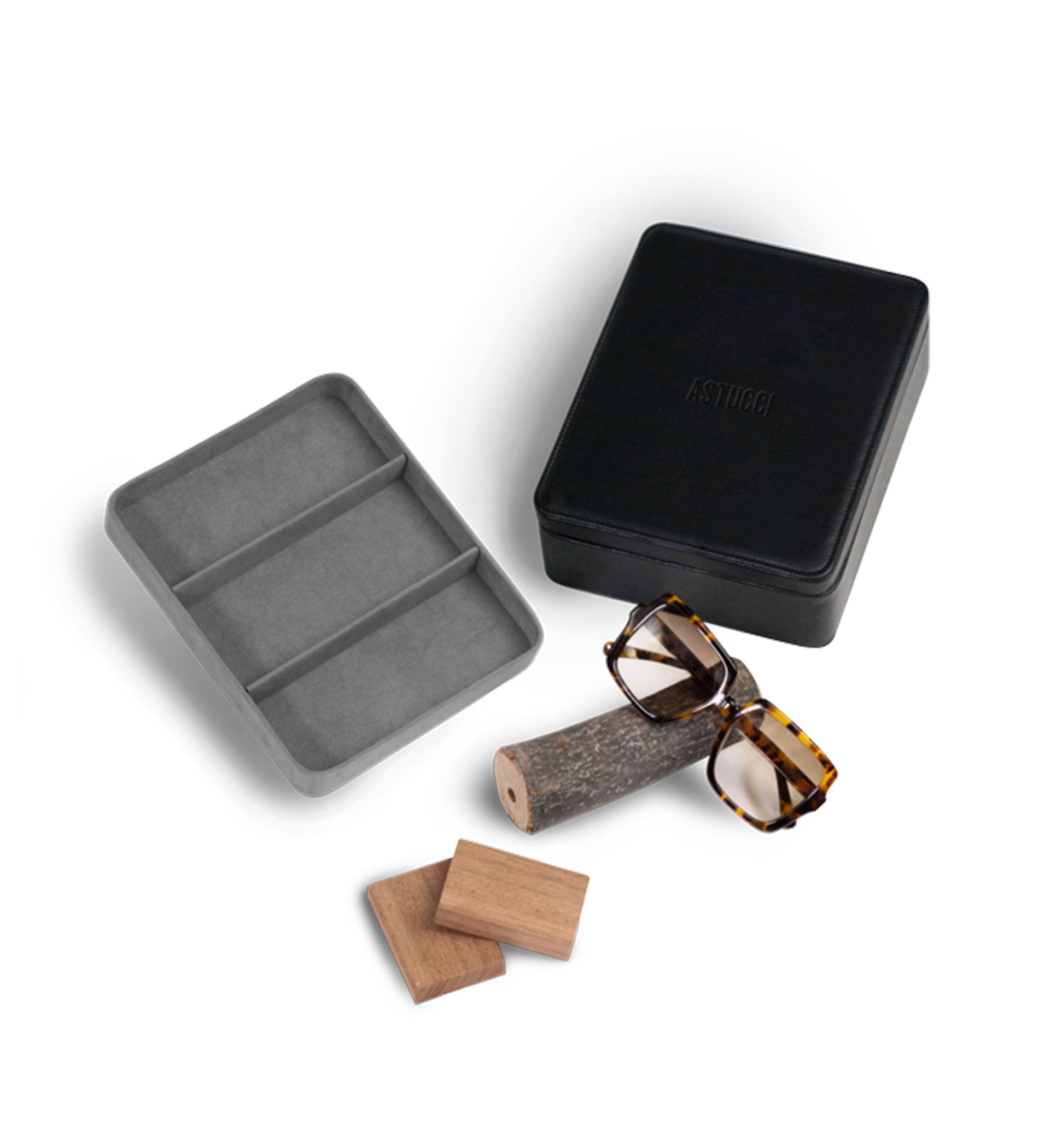 Accessories for optical world | Packaging design | Eyeglasses case | Workmanship | ASTUCCI