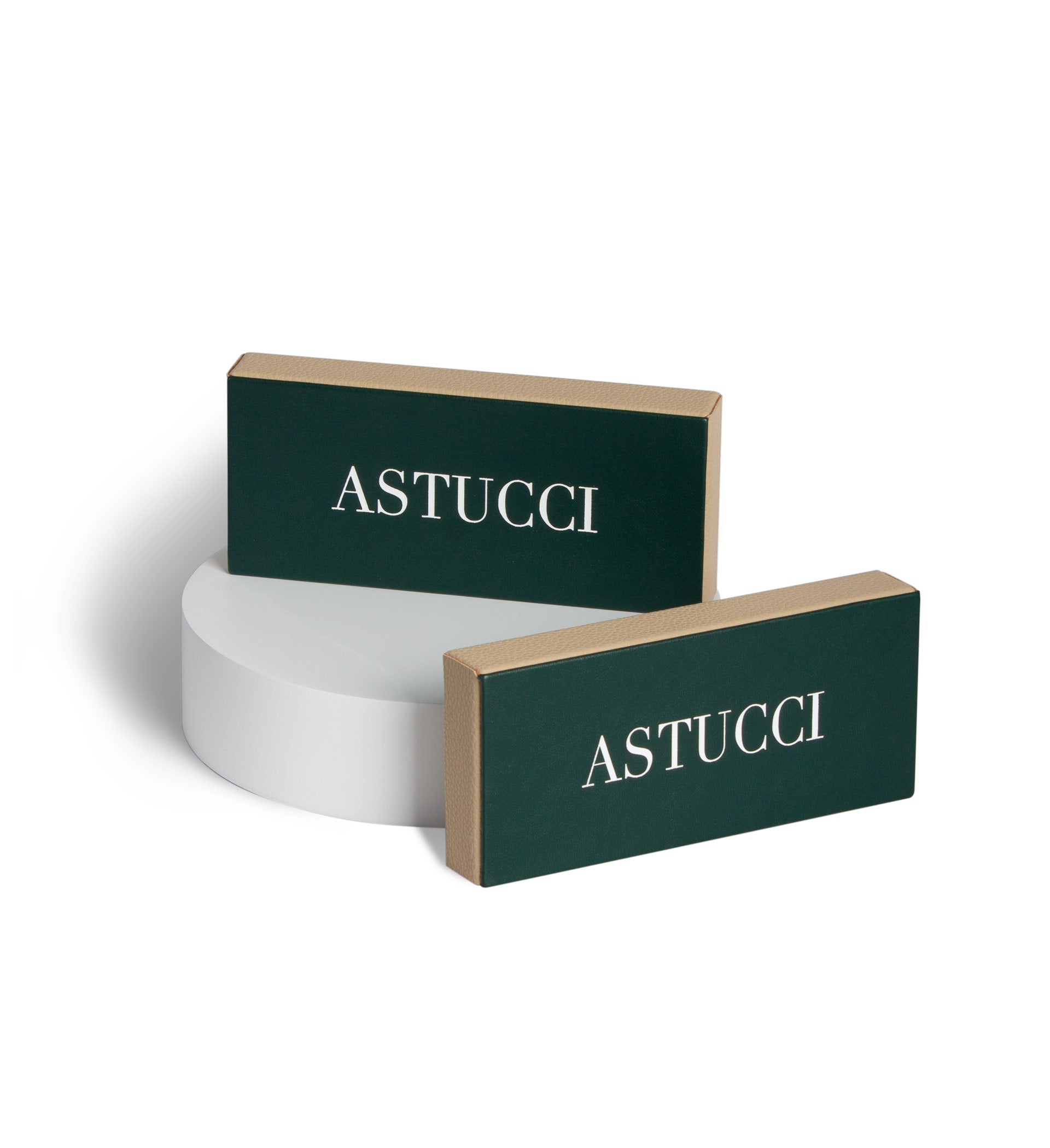 Displays and Brand Logos | PU Logoblock | Sustainable Packaging design | Eco-Friendly Eyeglasses case | Workmanship | ASTUCCI