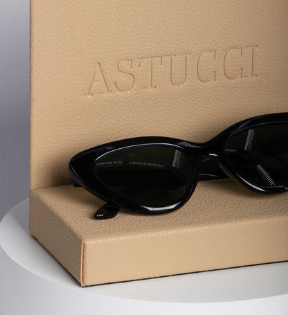 Displays and Brand Logos | PU Logoblock | Sustainable Packaging design | Eco-Friendly Eyeglasses case | Workmanship | ASTUCCI