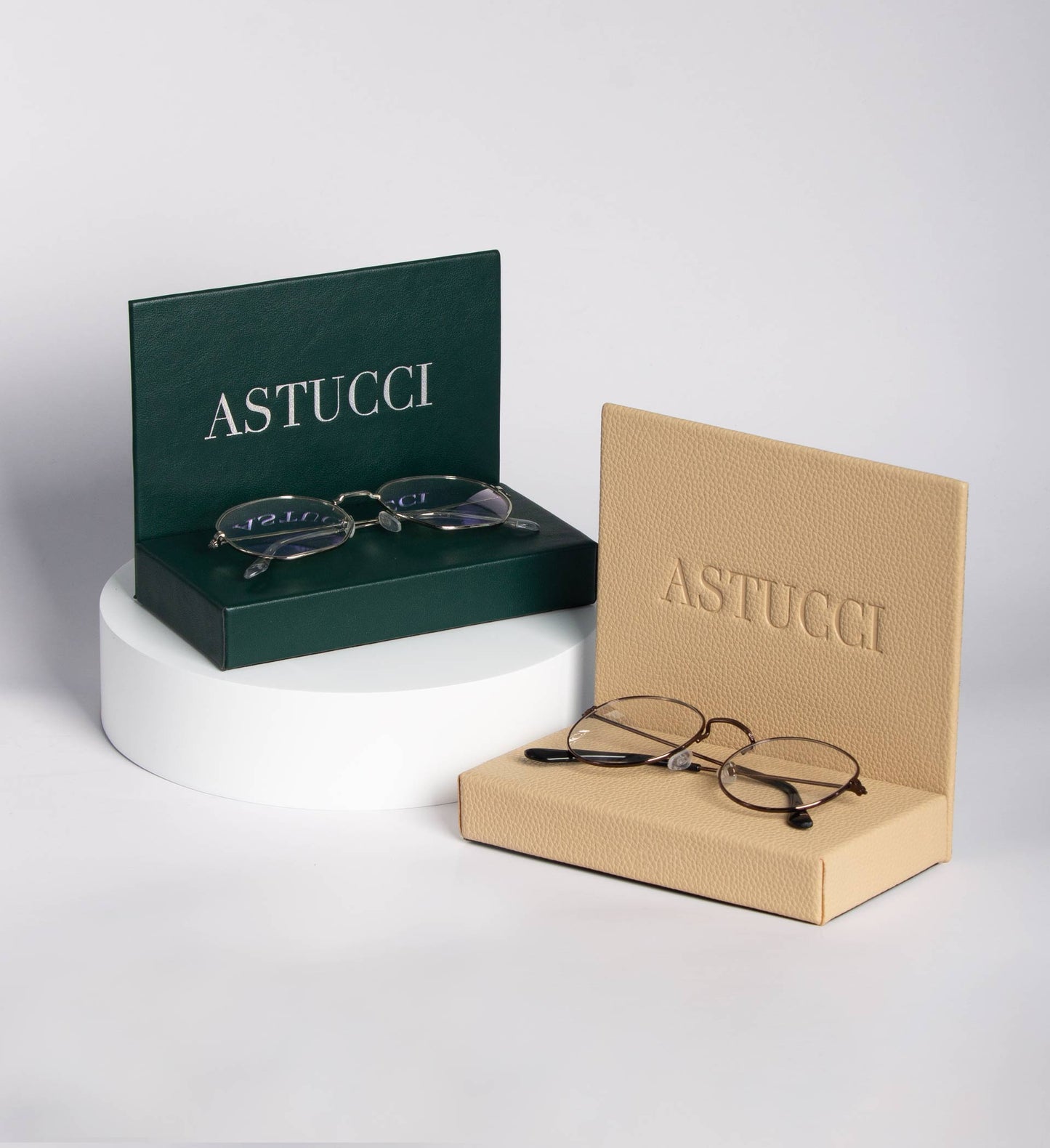 Displays and Brand Logos | PU Logoblock | Sustainable Packaging design | Eco-Friendly Eyeglasses case | Workmanship | ASTUCCI